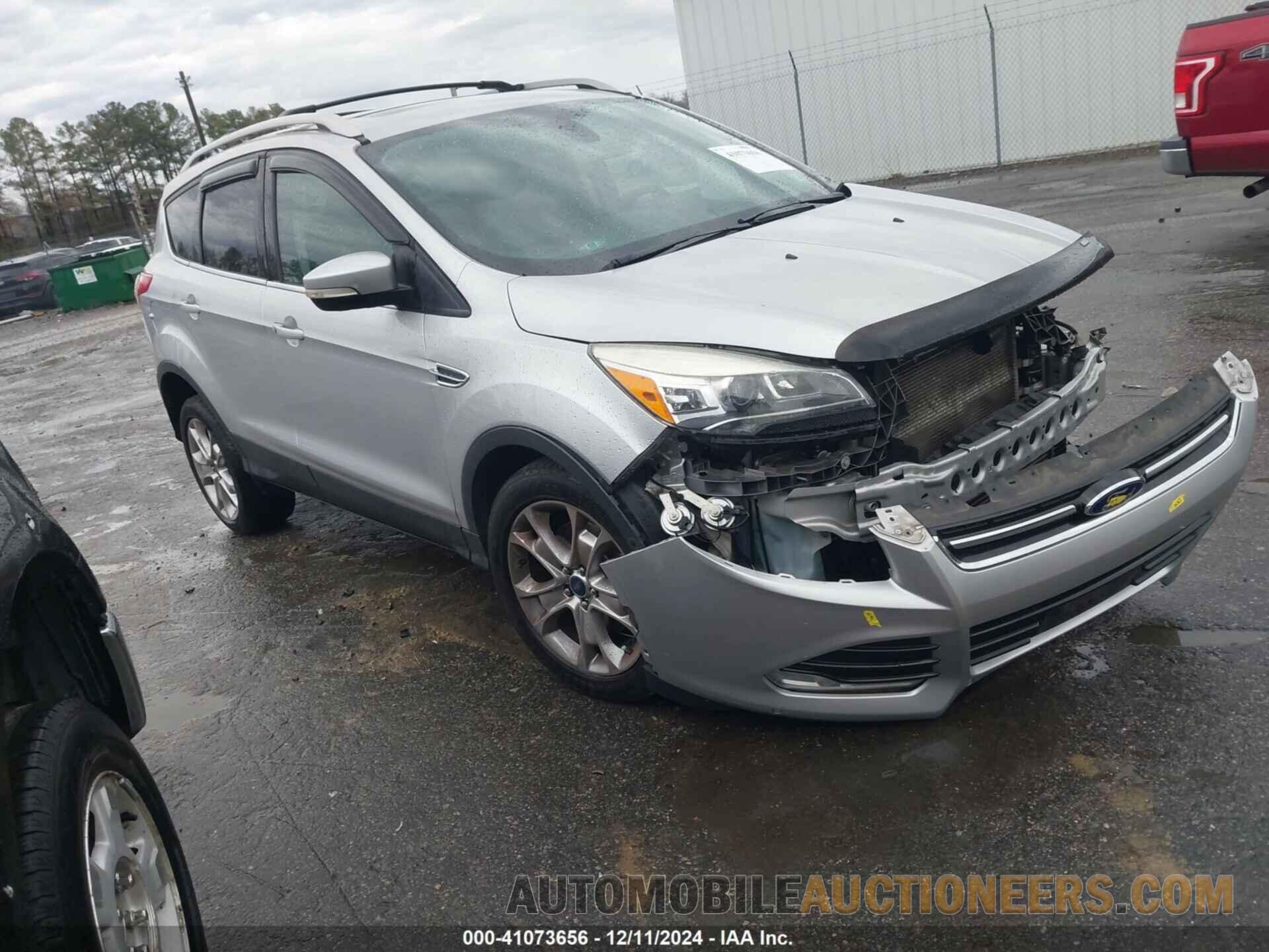 1FMCU9J9XFUB69328 FORD ESCAPE 2015