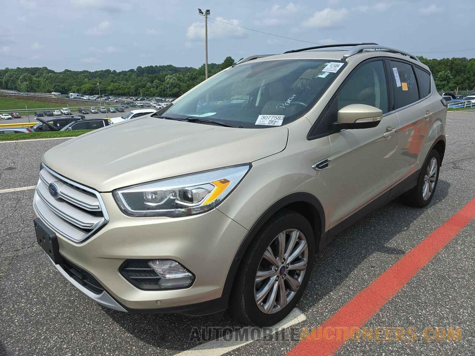 1FMCU9J9XJUA57797 Ford Escape 2018