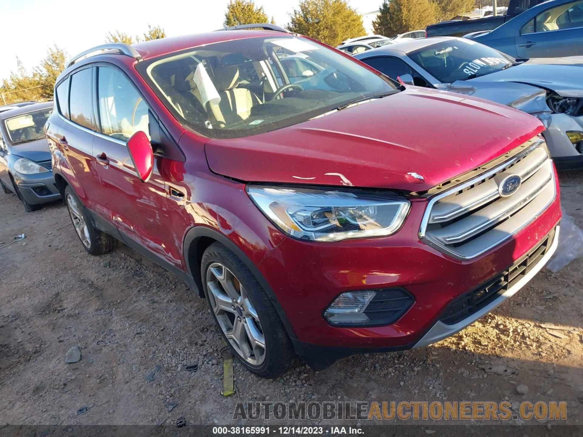 1FMCU9J9XKUA22792 FORD ESCAPE 2019