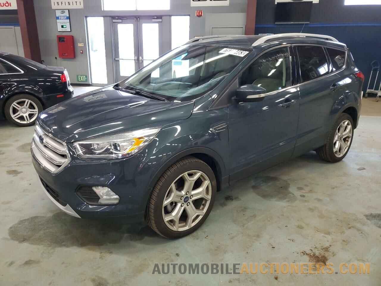 1FMCU9J9XKUB24772 FORD ESCAPE 2019