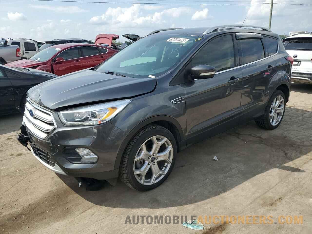 1FMCU9J9XKUB45704 FORD ESCAPE 2019