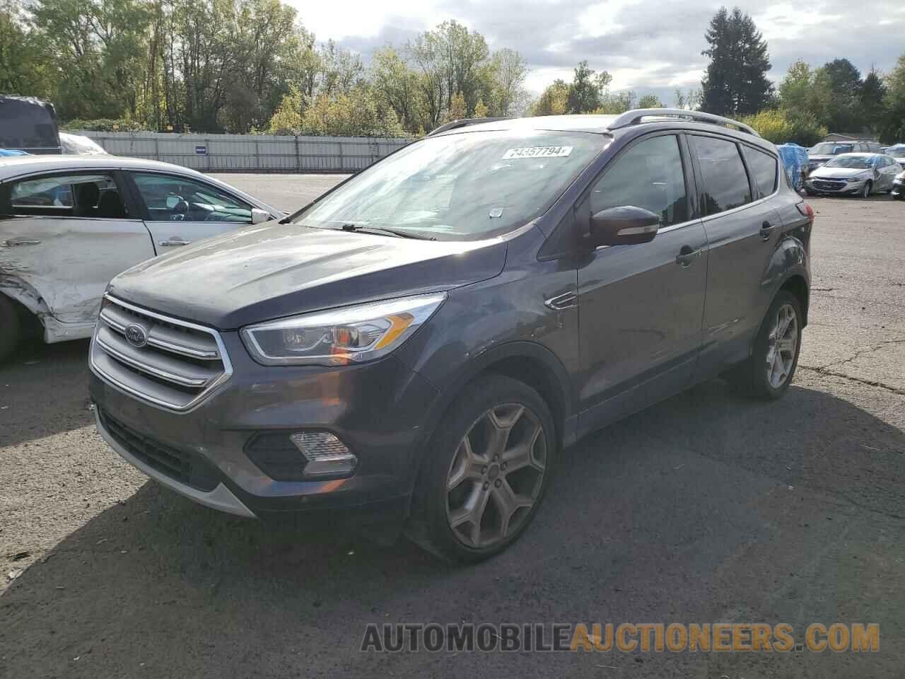 1FMCU9J9XKUC32843 FORD ESCAPE 2019