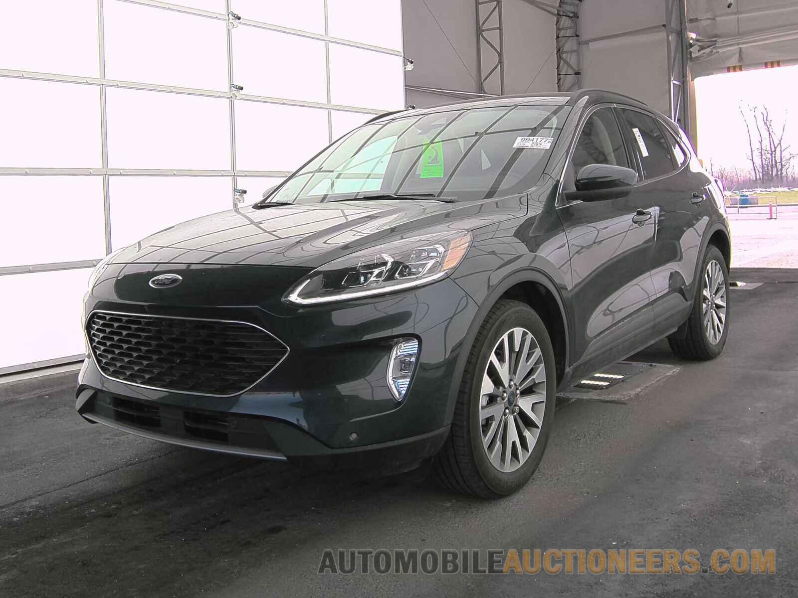 1FMCU9J9XNUA30475 Ford Escape 2022