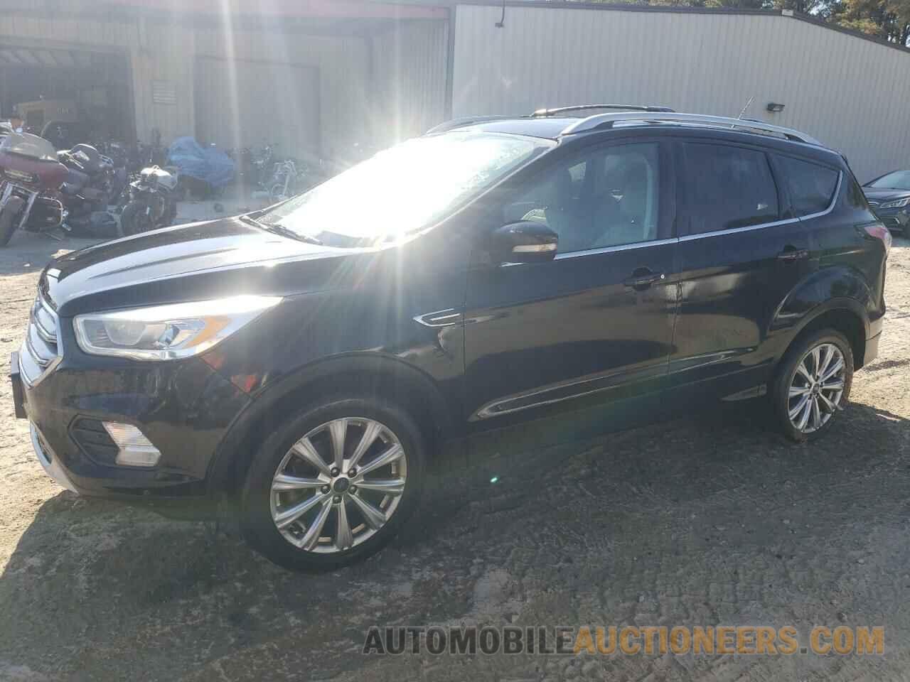 1FMCU9JD8HUE20323 FORD ESCAPE 2017