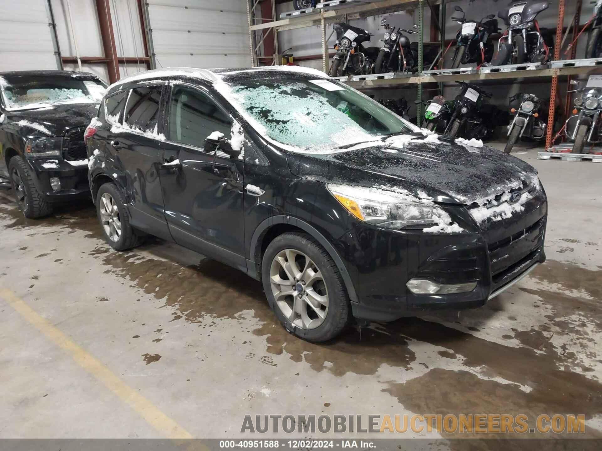 1FMCU9JX1FUA56351 FORD ESCAPE 2015