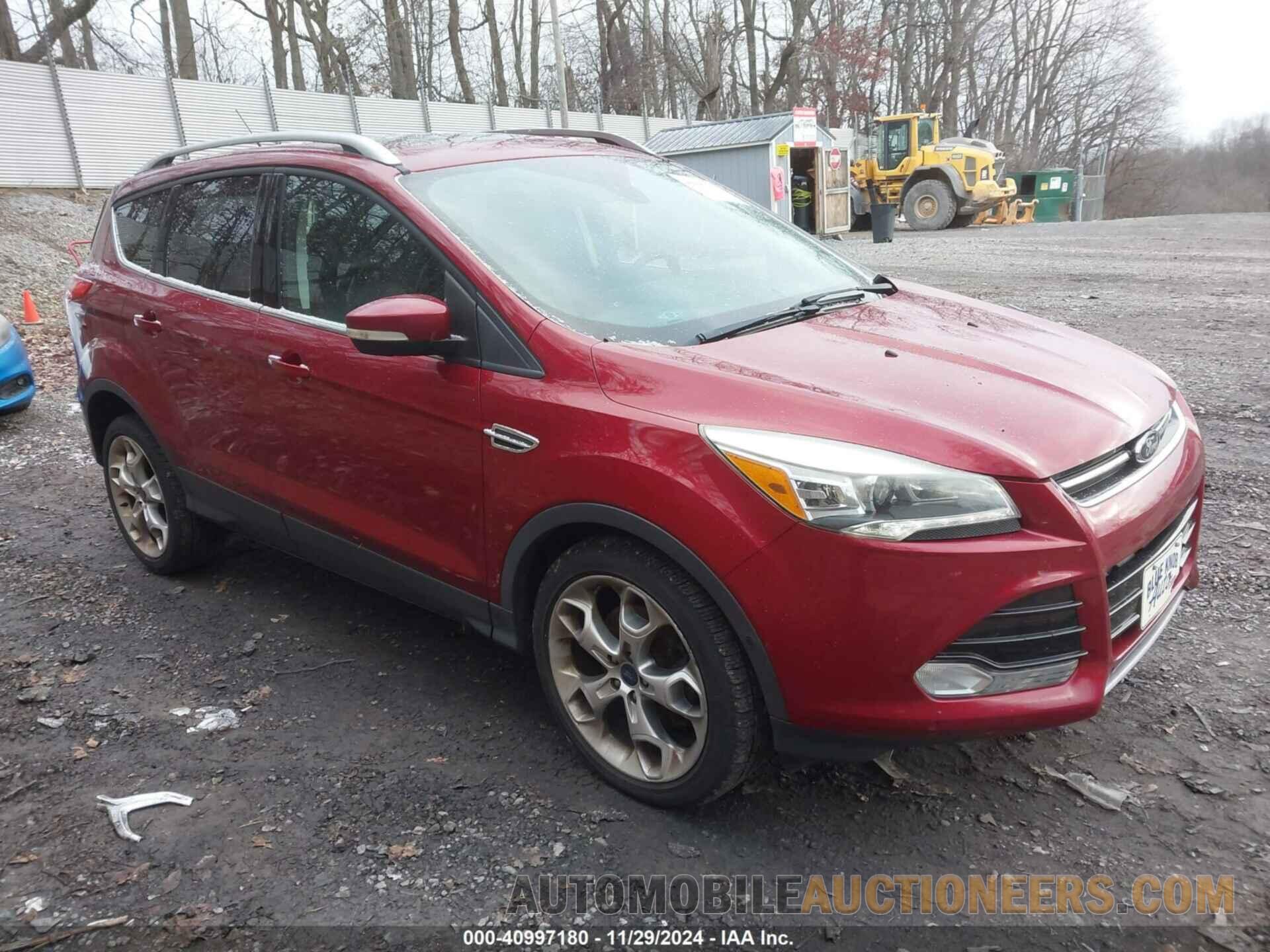 1FMCU9JX2GUA01585 FORD ESCAPE 2016