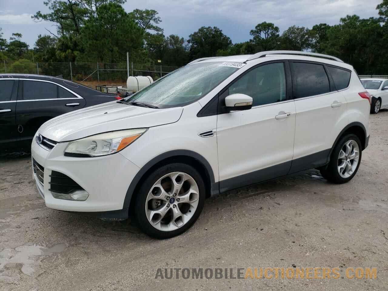 1FMCU9JX3EUB13261 FORD ESCAPE 2014