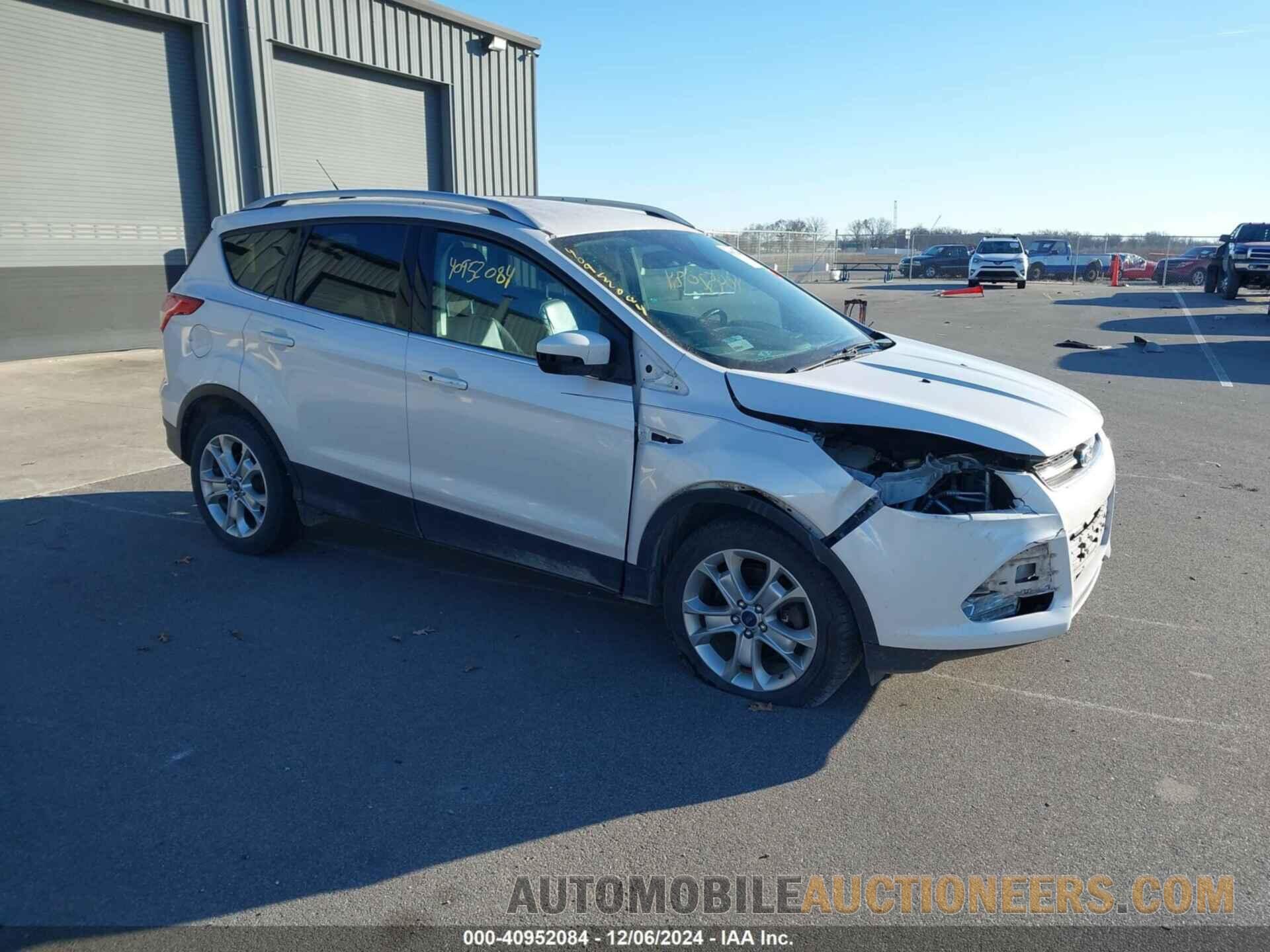 1FMCU9JX3GUC38845 FORD ESCAPE 2016