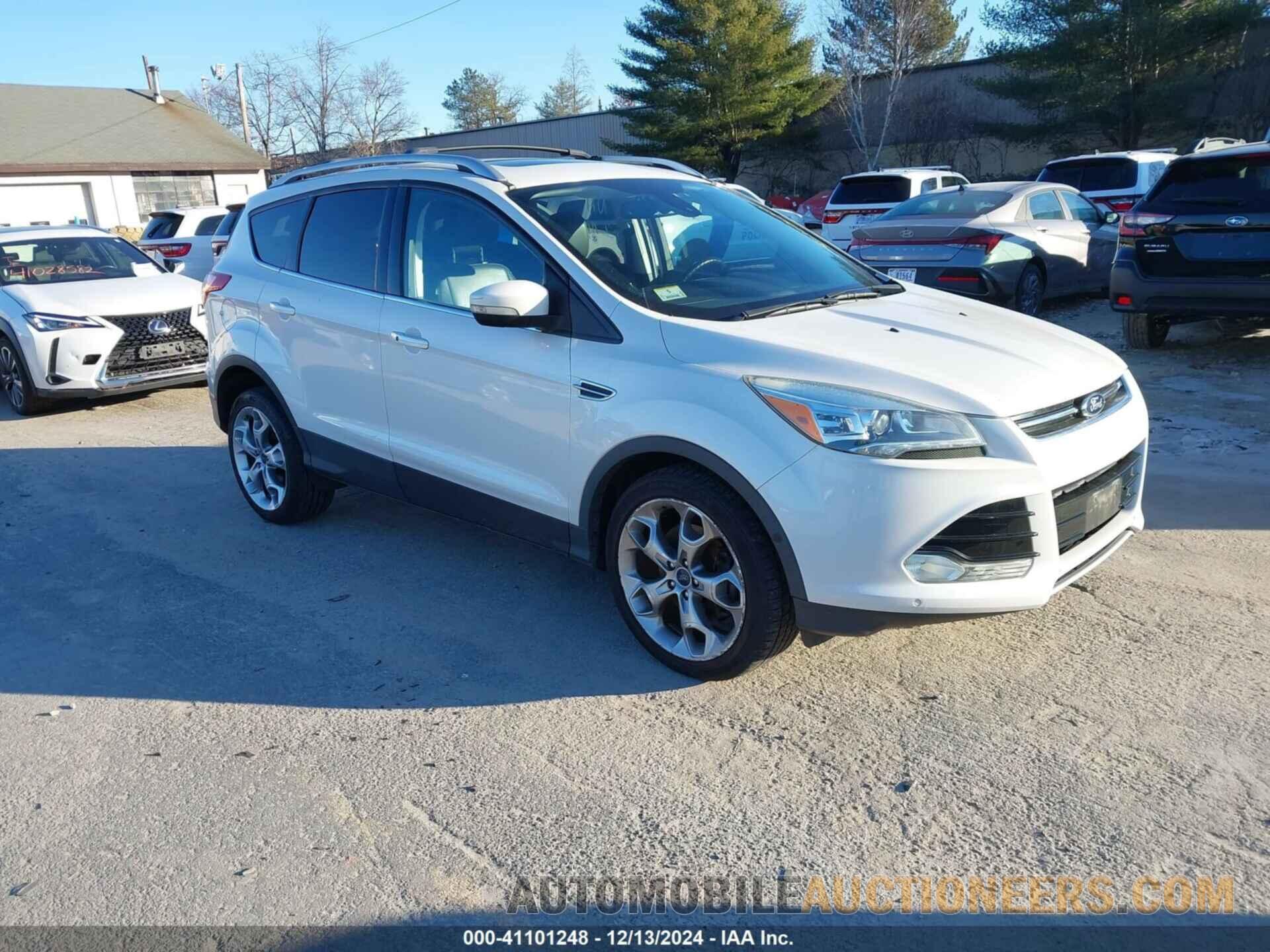 1FMCU9JX5FUB35439 FORD ESCAPE 2015