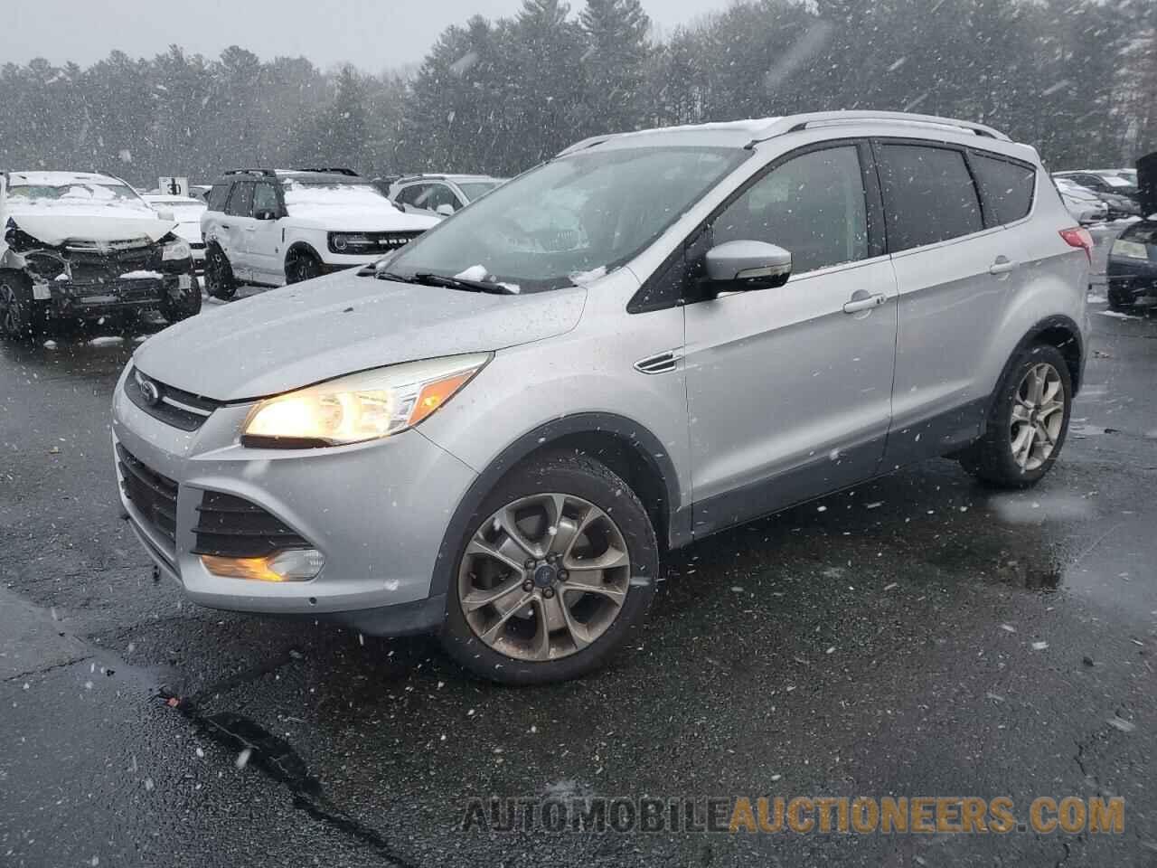 1FMCU9JX9FUB34875 FORD ESCAPE 2015