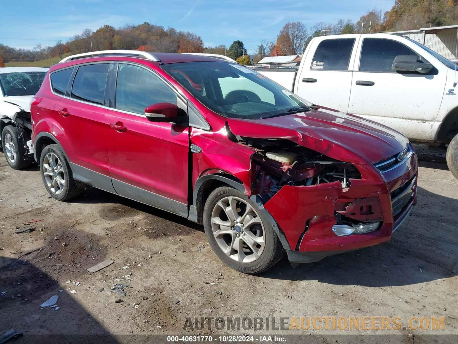 1FMCU9JXXFUA24515 FORD ESCAPE 2015