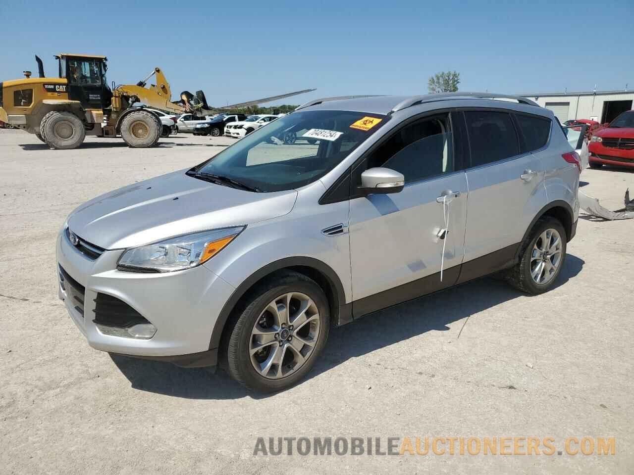 1FMCU9JXXFUB30155 FORD ESCAPE 2015