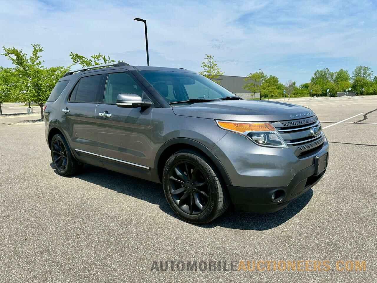 1FMHK8F85CGA25749 FORD EXPLORER 2012