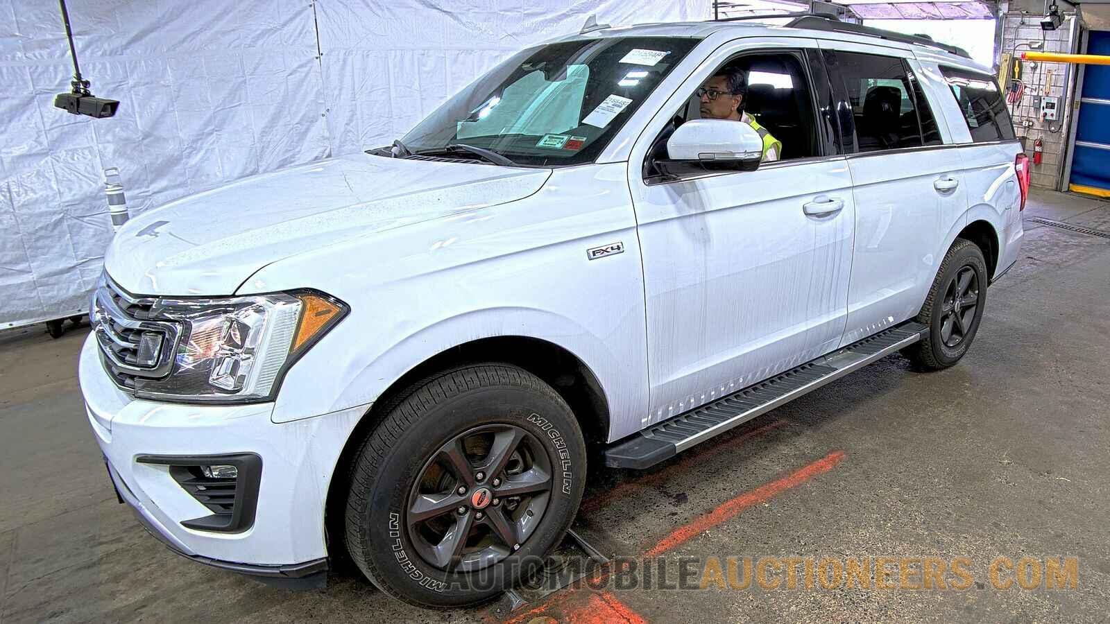 1FMJU1JT6JEA25735 Ford Expedition 2018