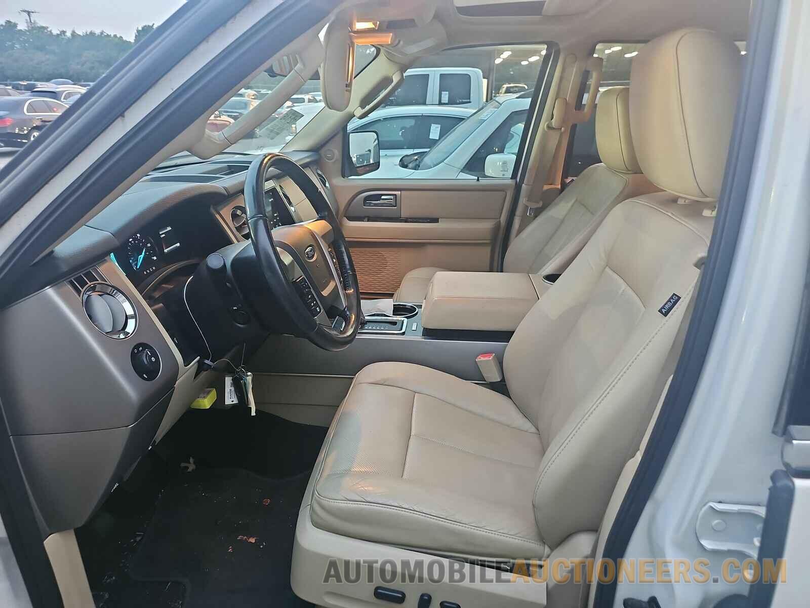 1FMJU1KT5HEA28330 Ford Expedition 2017