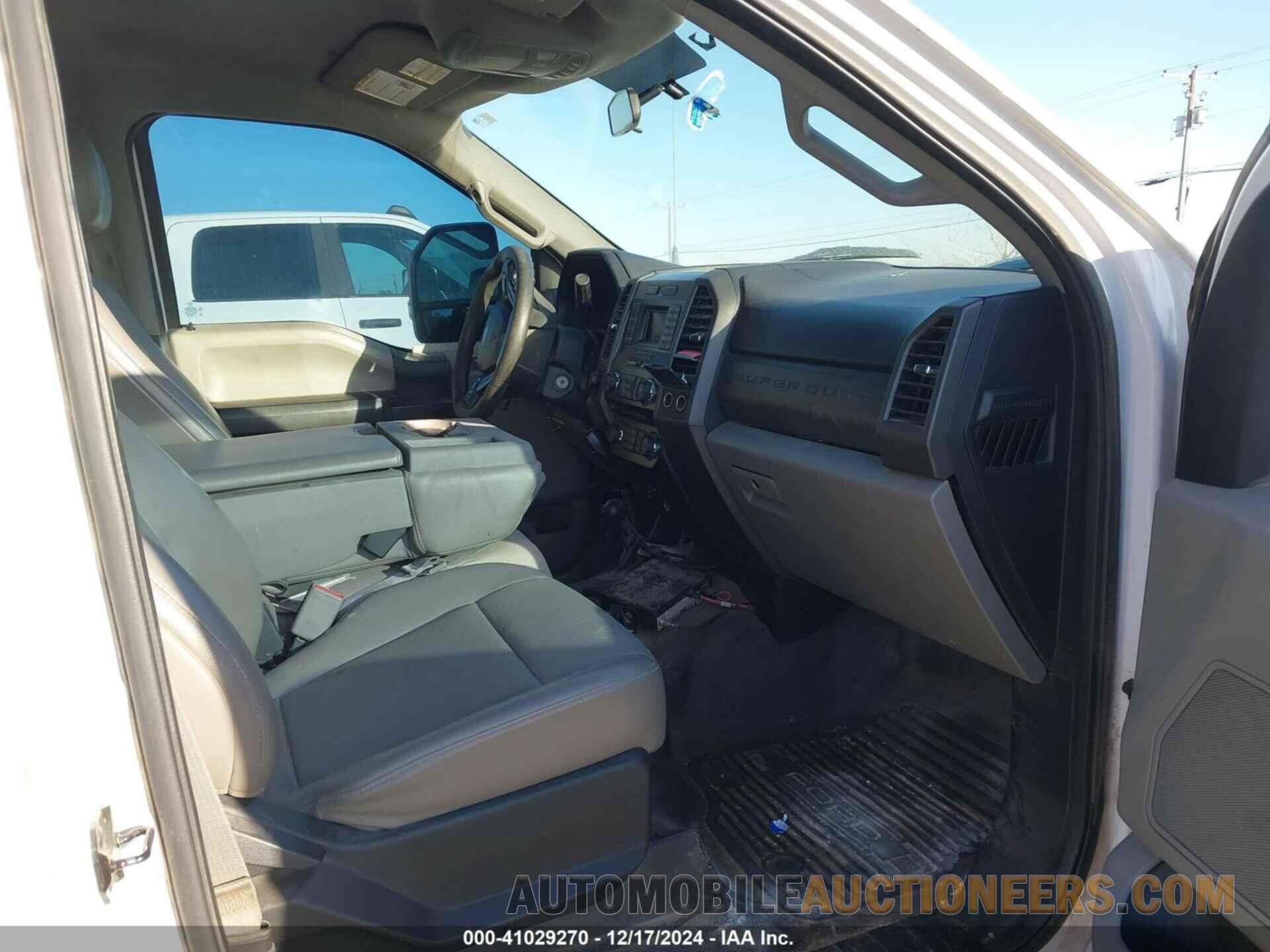 1FT7W2B62HED59004 FORD F-250 2017