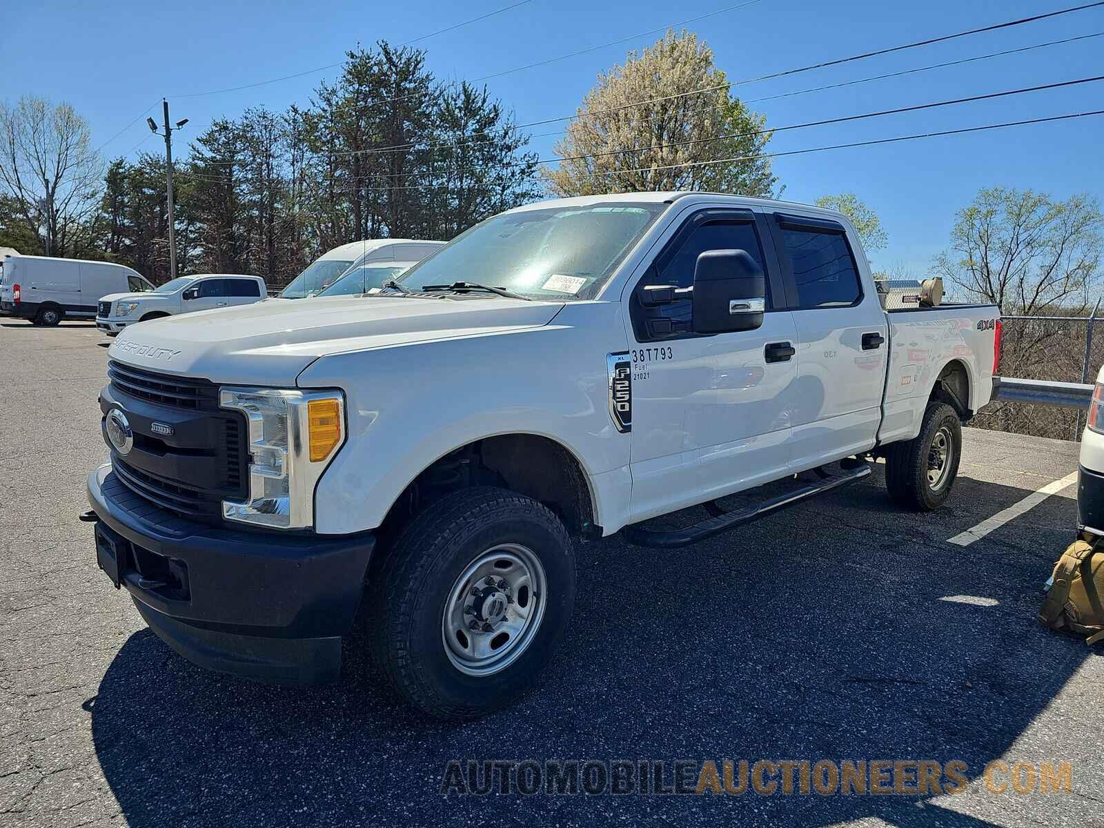 1FT7W2B67HEE48843 Ford Super Duty F-250 2017