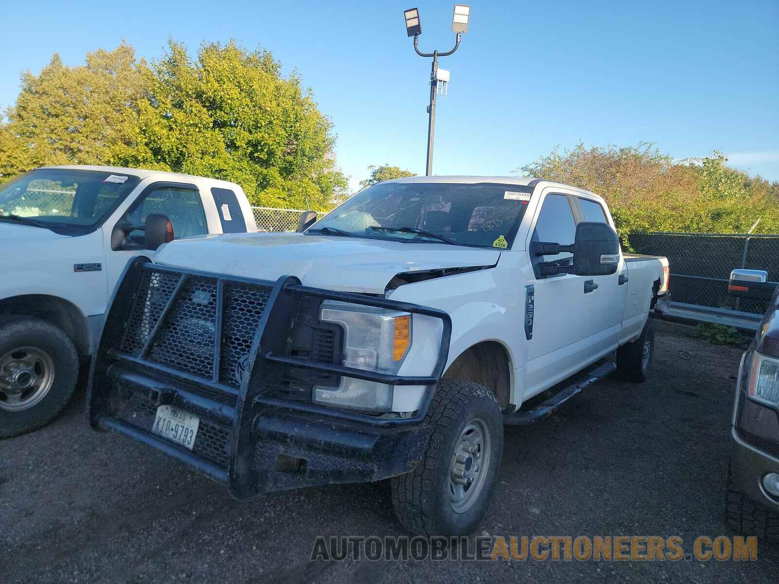 1FT7W2B67HEE64069 Ford Super Duty F-250 2017