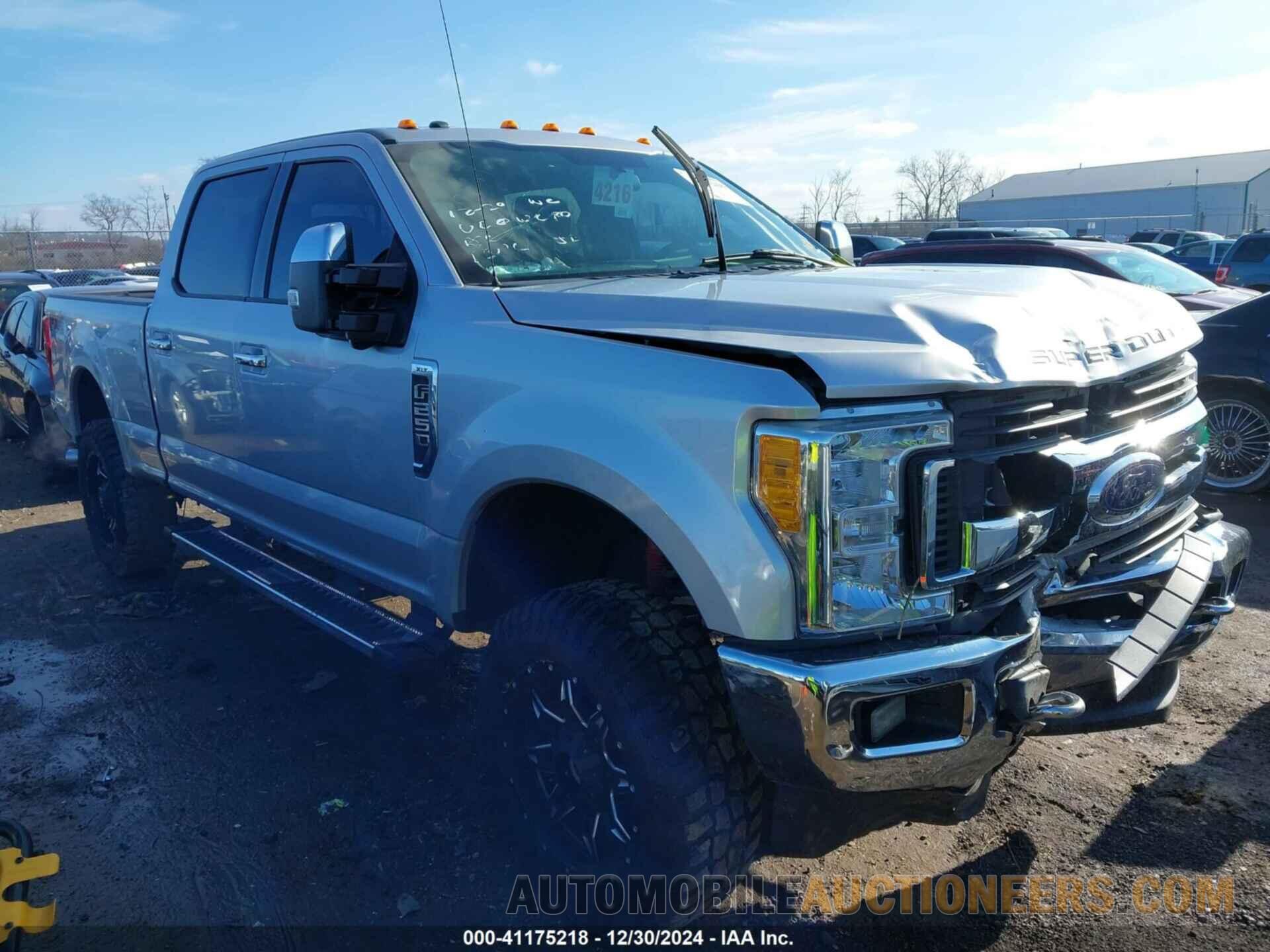 1FT7W2B67HEF33309 FORD F-250 2017