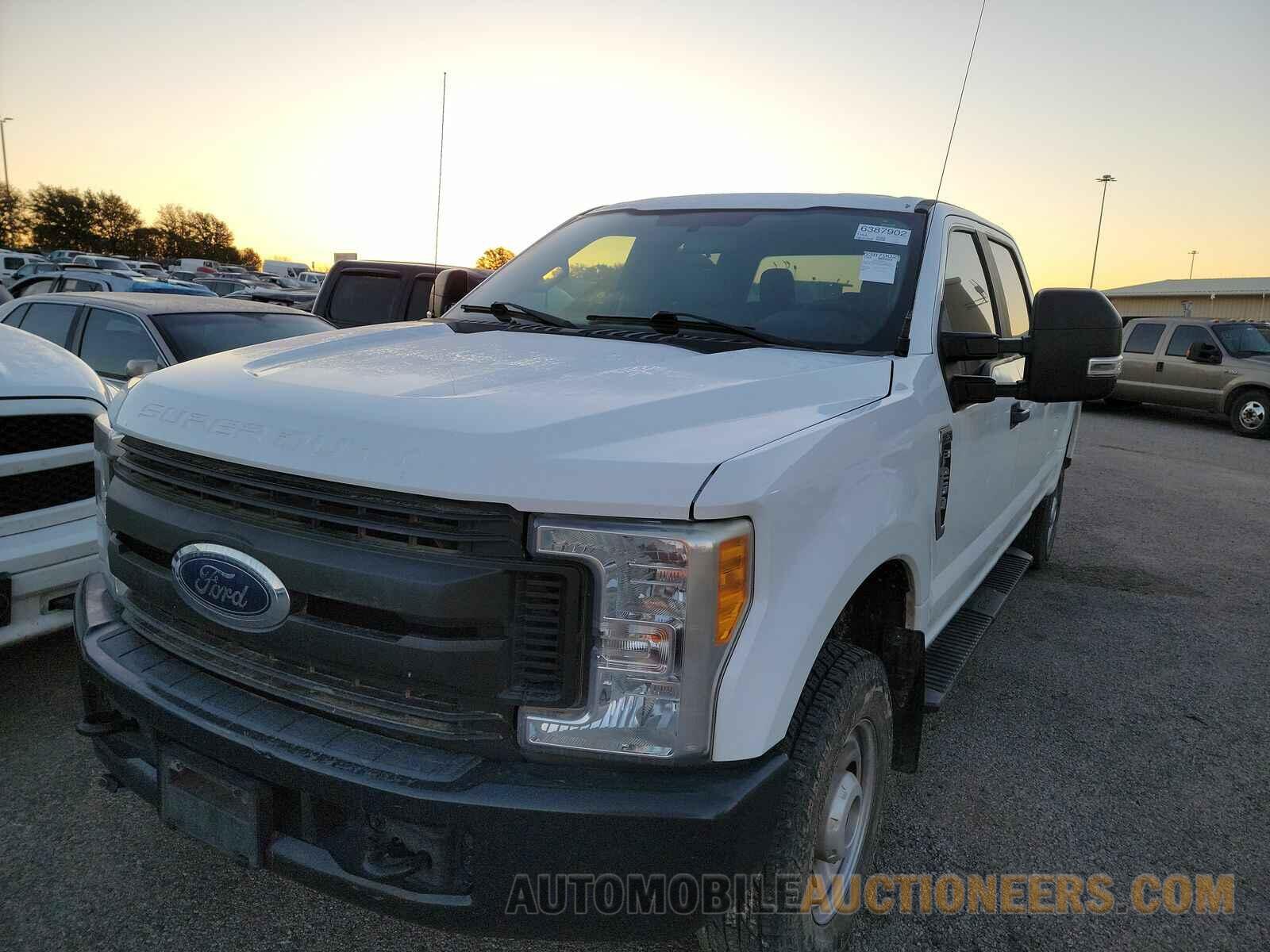 1FT7W2B68HED59010 Ford Super Duty F-250 SRW 2017