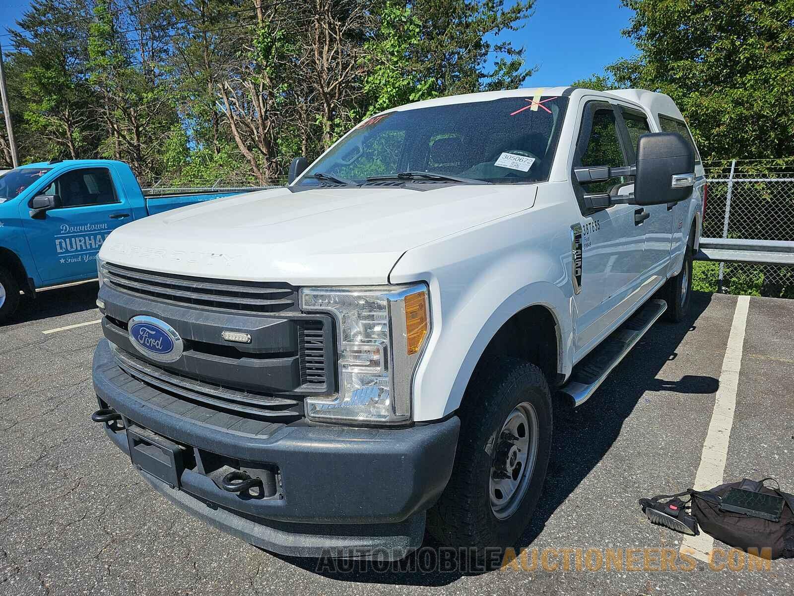 1FT7W2B68HEE27144 Ford Super Duty F-250 2017