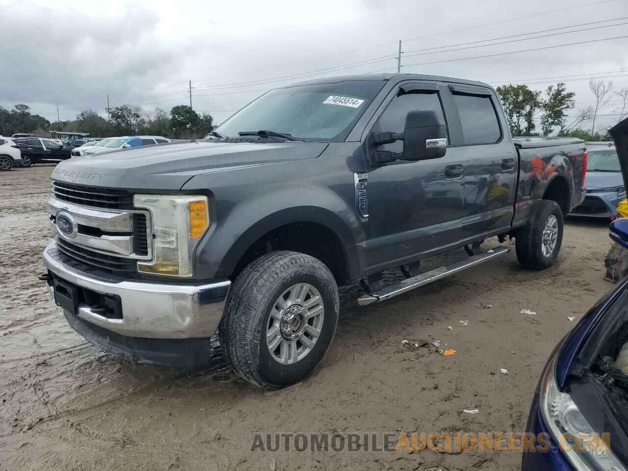 1FT7W2B6XHEB33048 FORD F250 2017