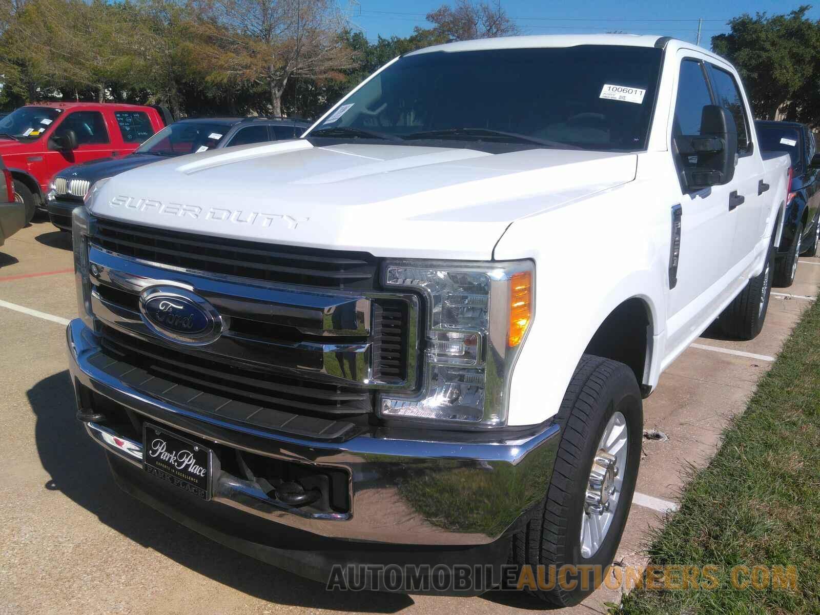 1FT7W2B6XHEC45932 Ford Super Duty F-250 SRW 2017