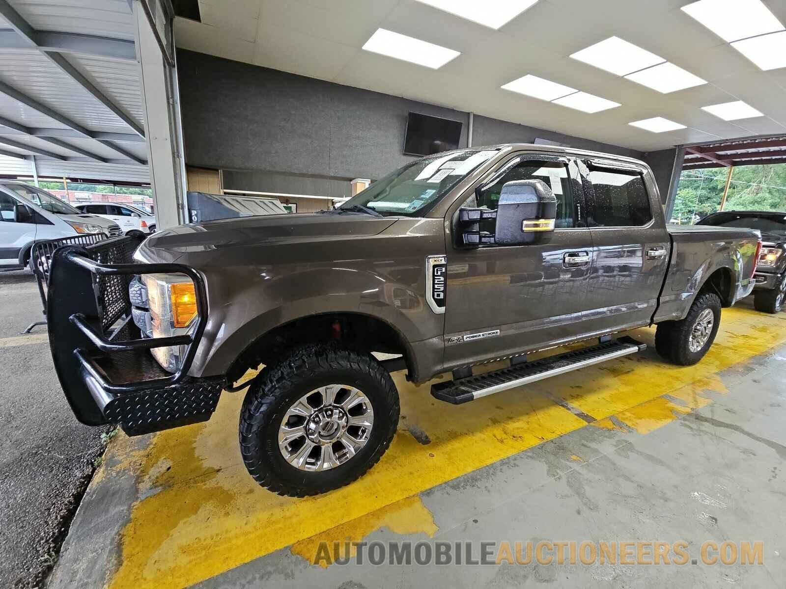 1FT7W2BT3HEC06203 Ford Super Duty F-250 2017