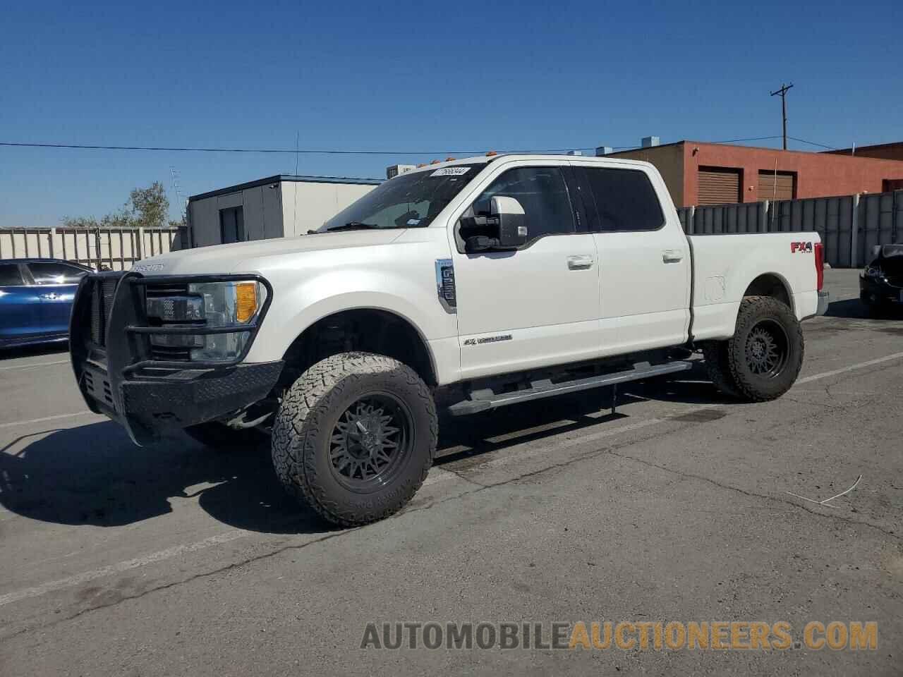 1FT7W2BT8HEB69083 FORD F250 2017