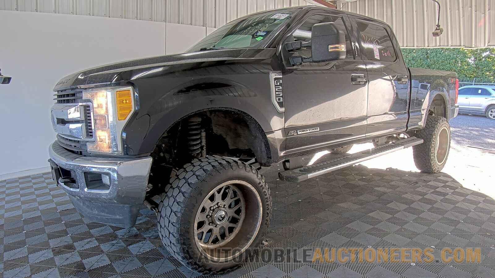 1FT7W2BTXHEC61828 Ford Super Duty F-250 SRW 2017