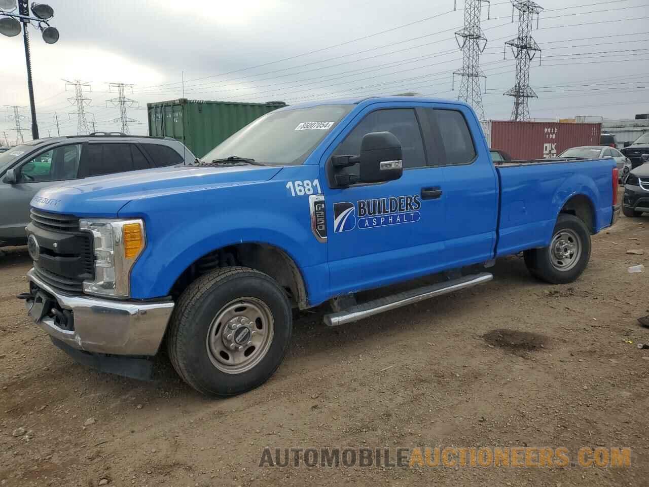 1FT7X2A62HED83723 FORD F250 2017