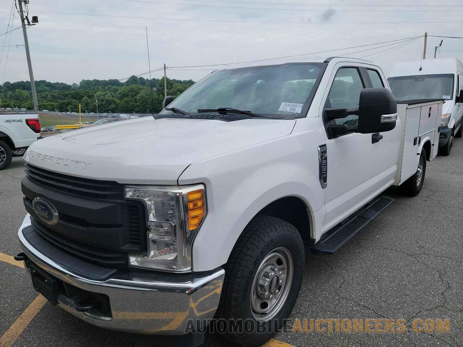 1FT7X2A66HEE77958 Ford Super Duty F-250 2017