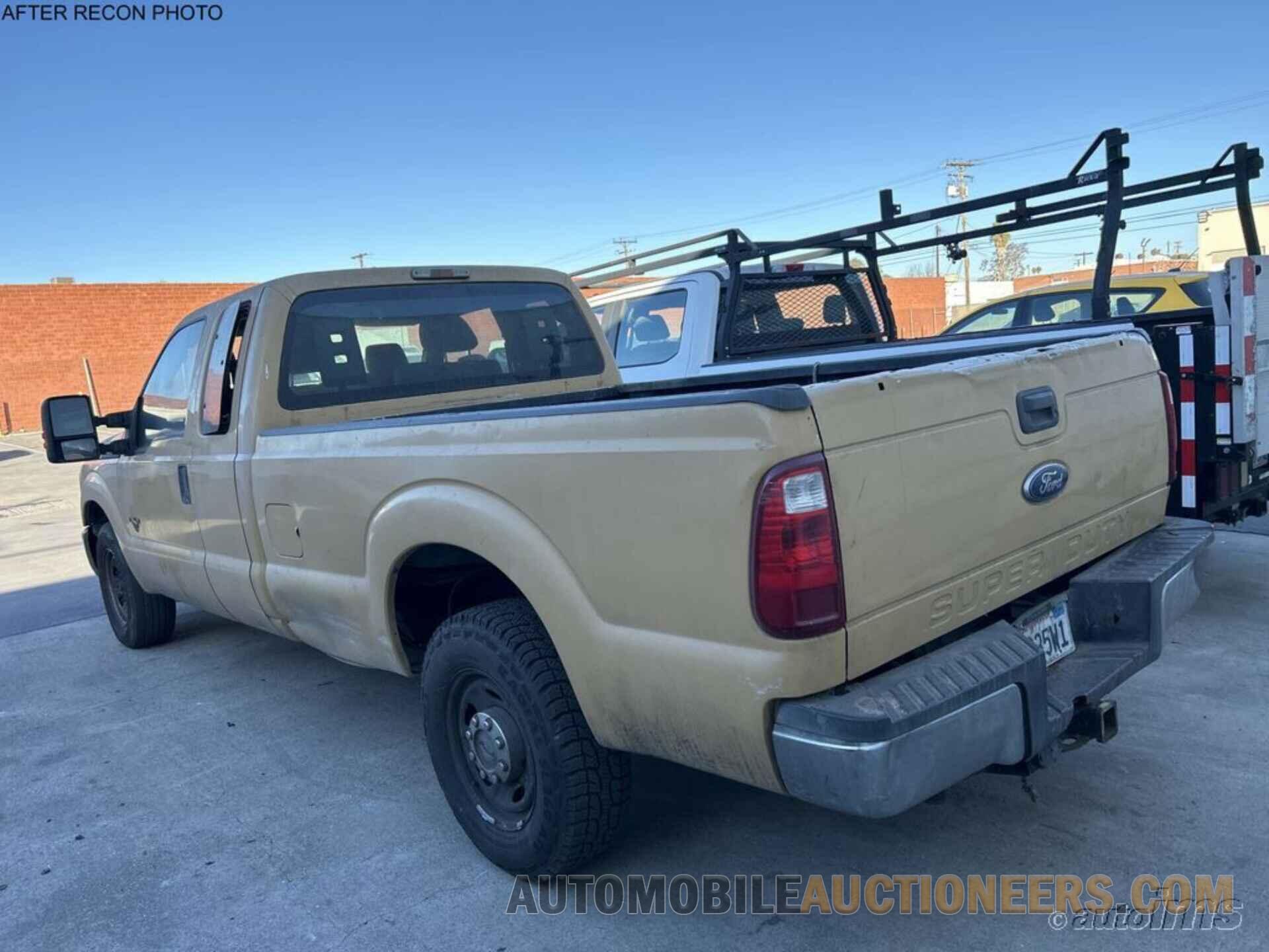 1FT7X2AT9FEC17119 FORD F250 2015