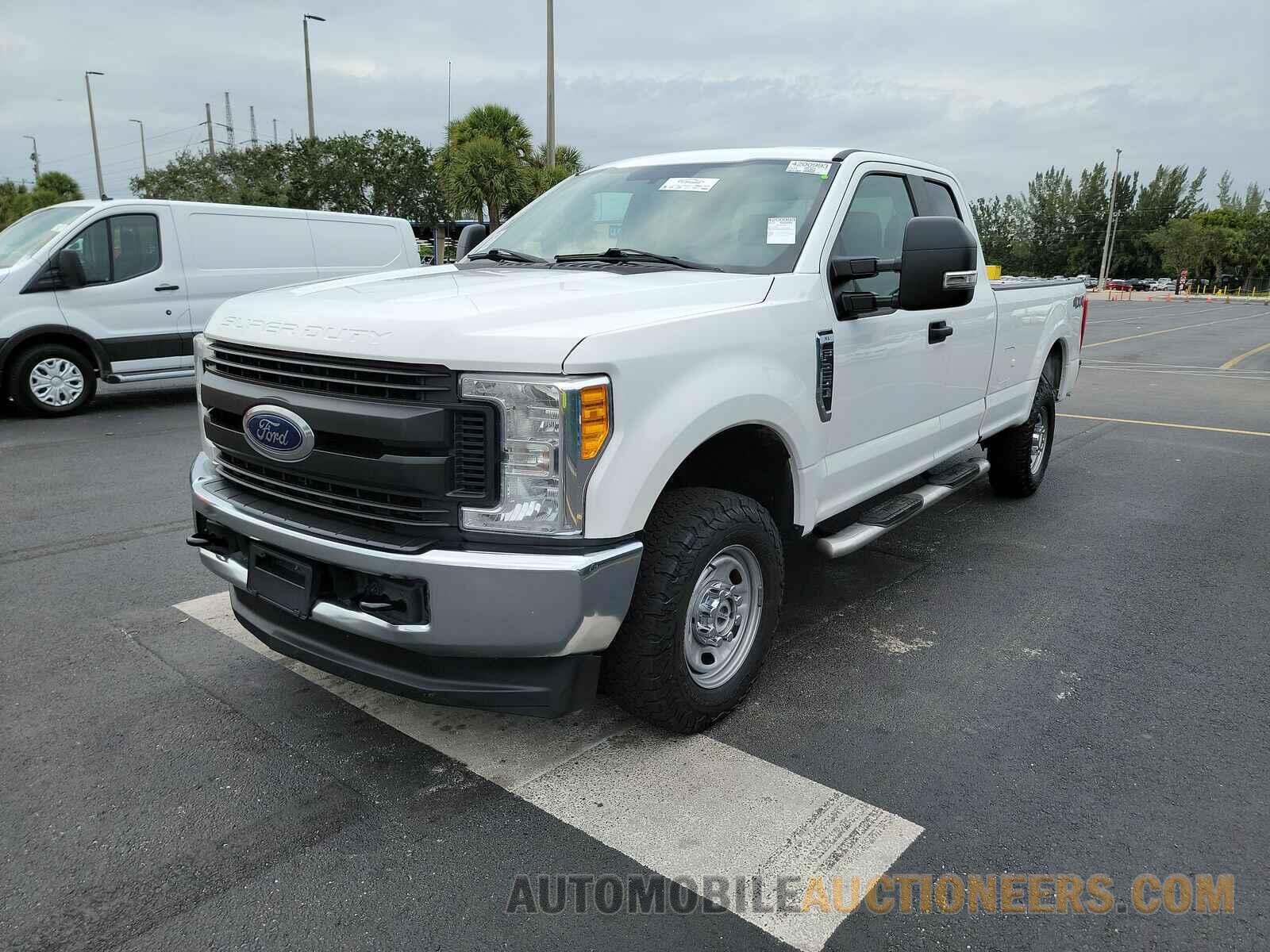 1FT7X2B60HEB53743 Ford Super Duty F-250 SRW 2017