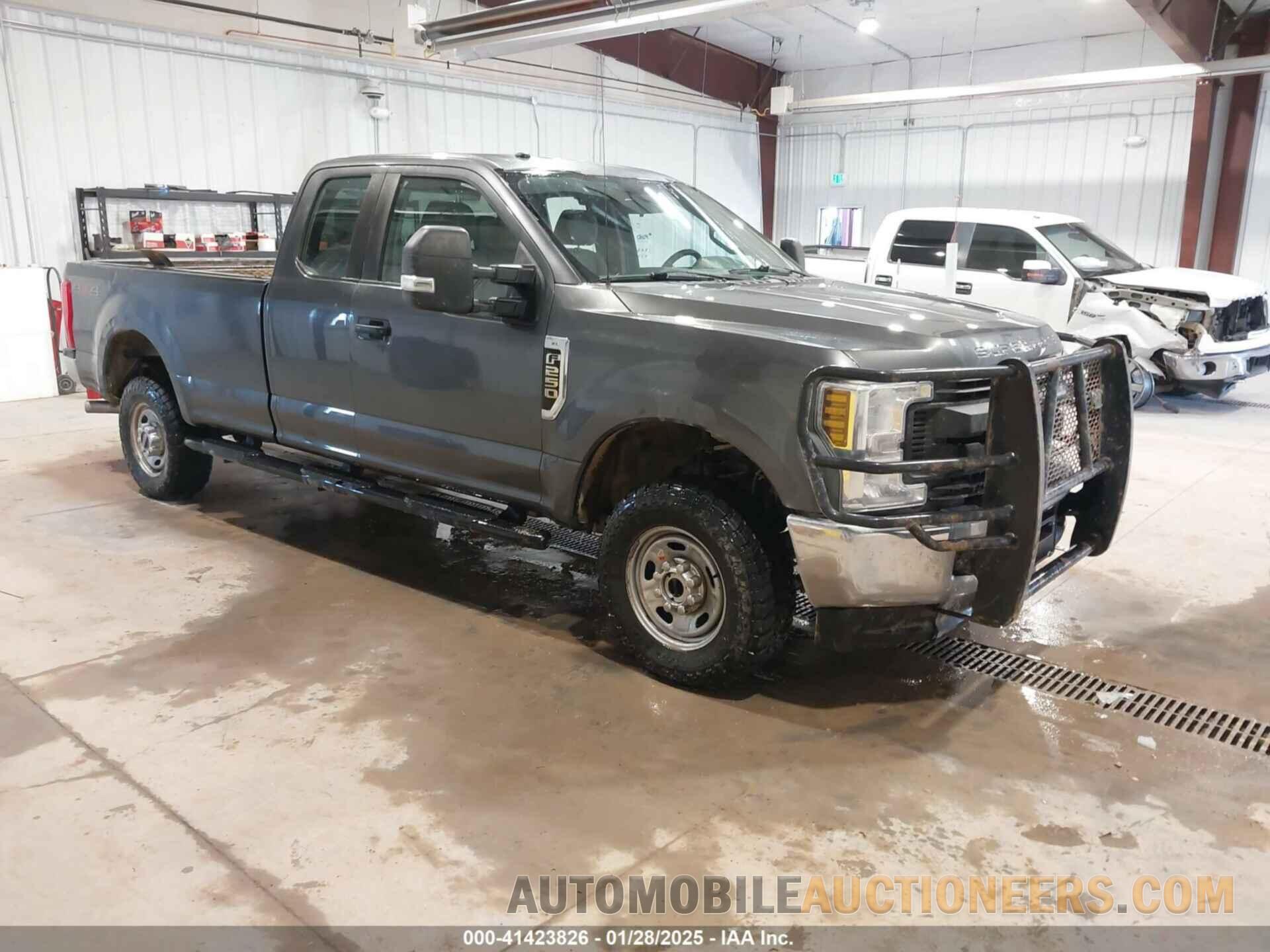 1FT7X2B61KEC11382 FORD F-250 2019