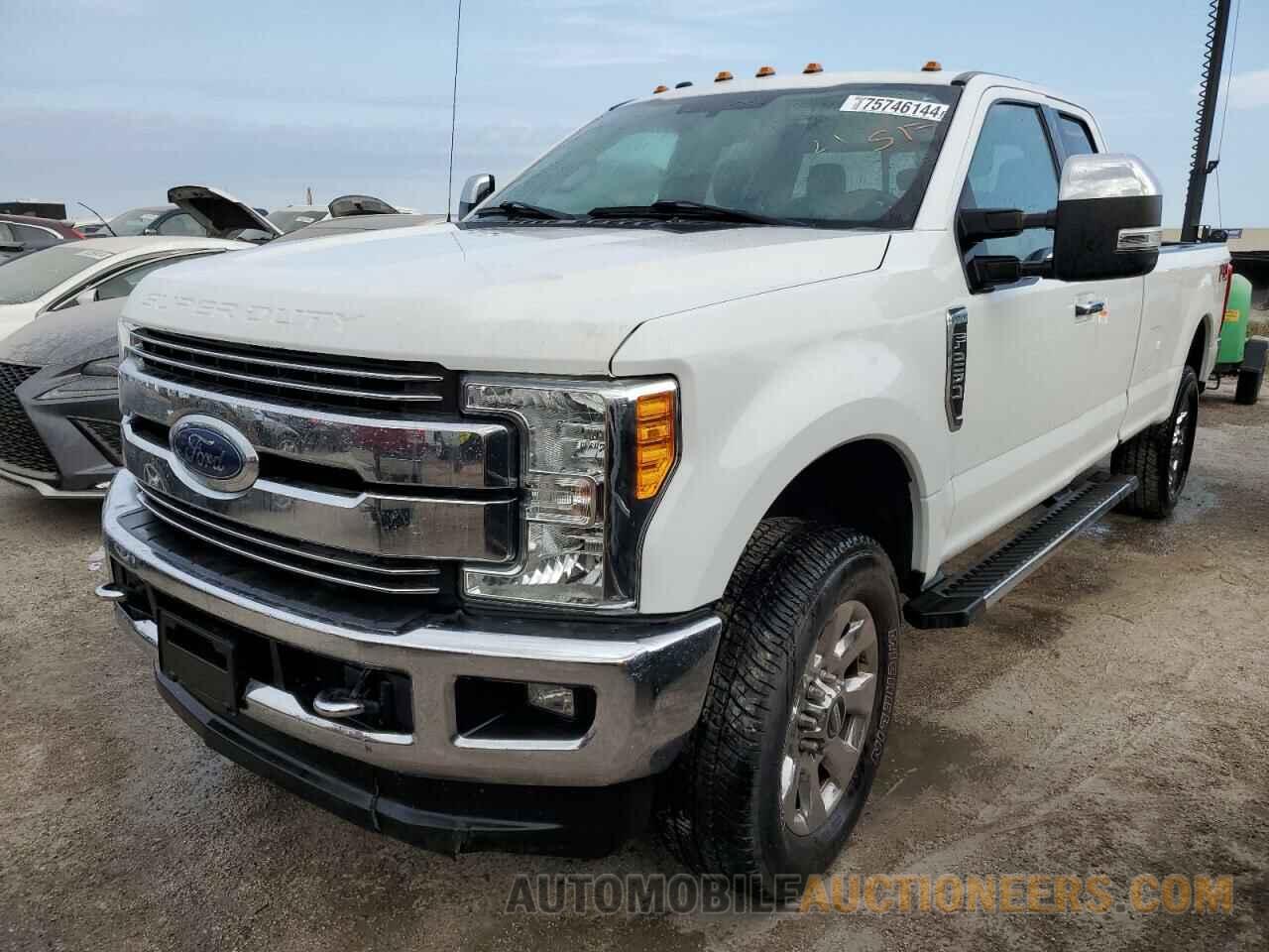 1FT7X2B62HEB63240 FORD F250 2017