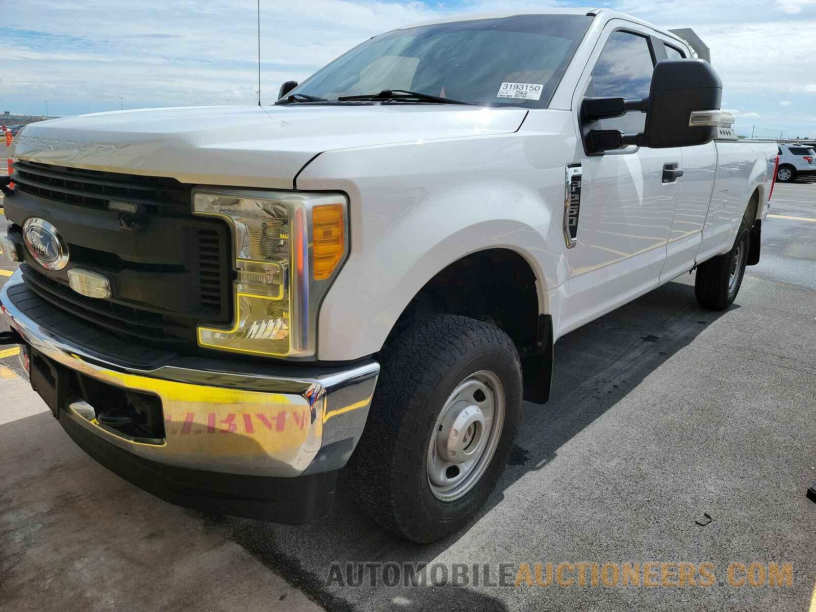 1FT7X2B63HEB77115 Ford Super Duty F-250 2017