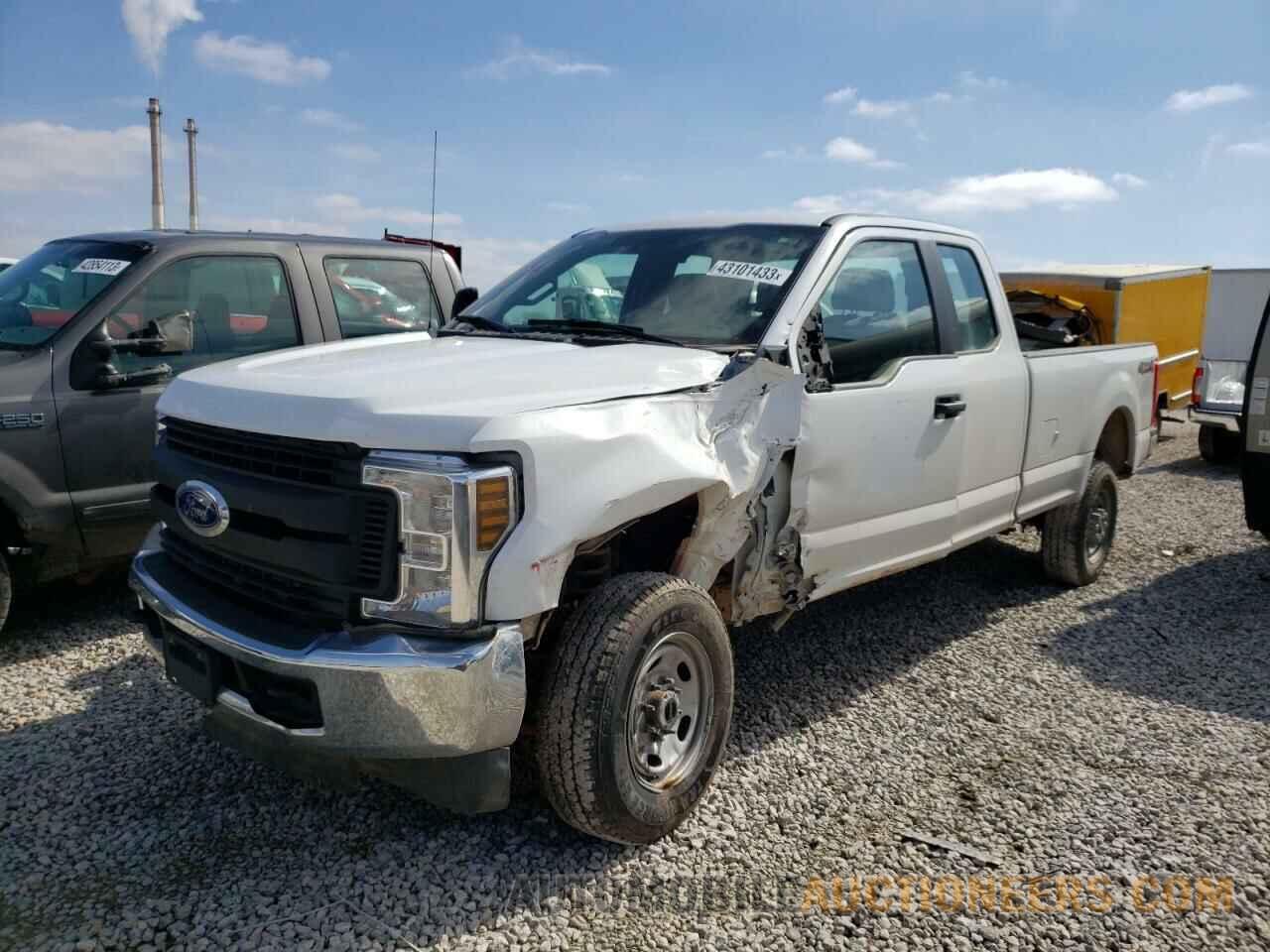 1FT7X2B65KEC13555 FORD F250 2019