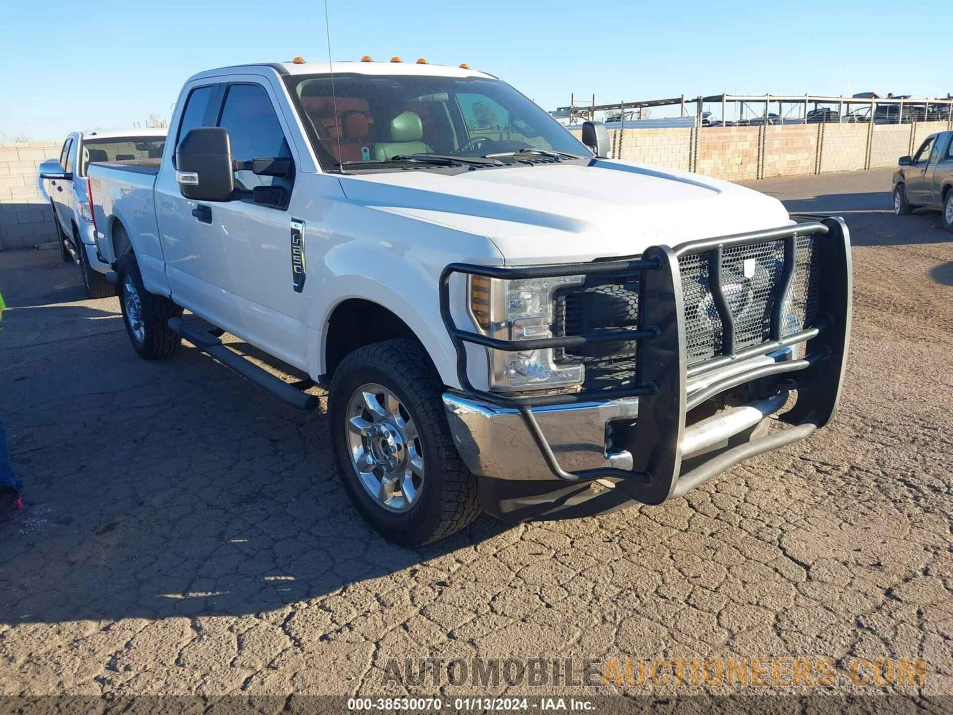 1FT7X2B66JEB49881 FORD F-250 2018