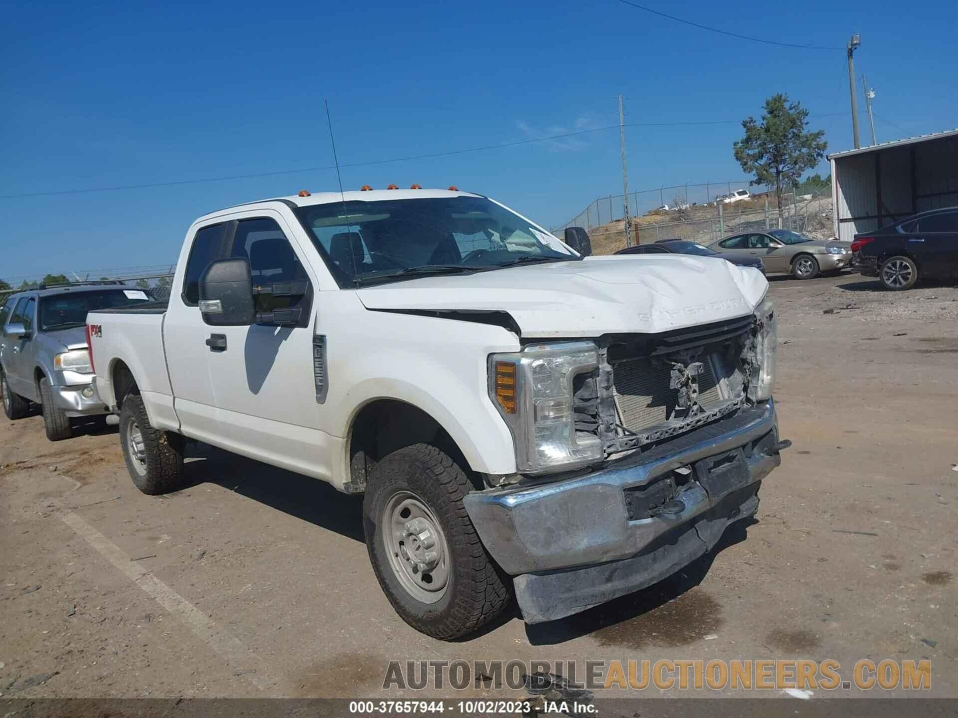 1FT7X2B66JEB81519 FORD F-250 2018