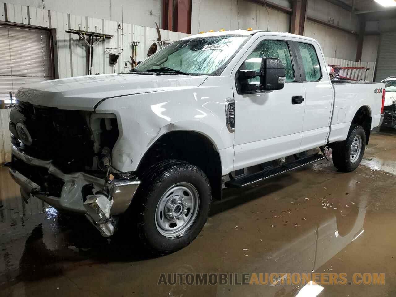 1FT7X2B67HEF44436 FORD F250 2017