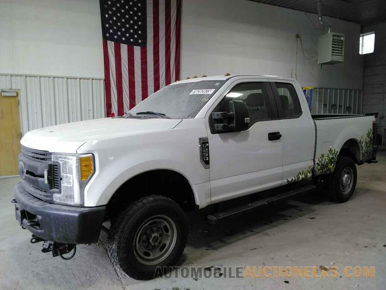 1FT7X2B67JEC99241 FORD F250 2018