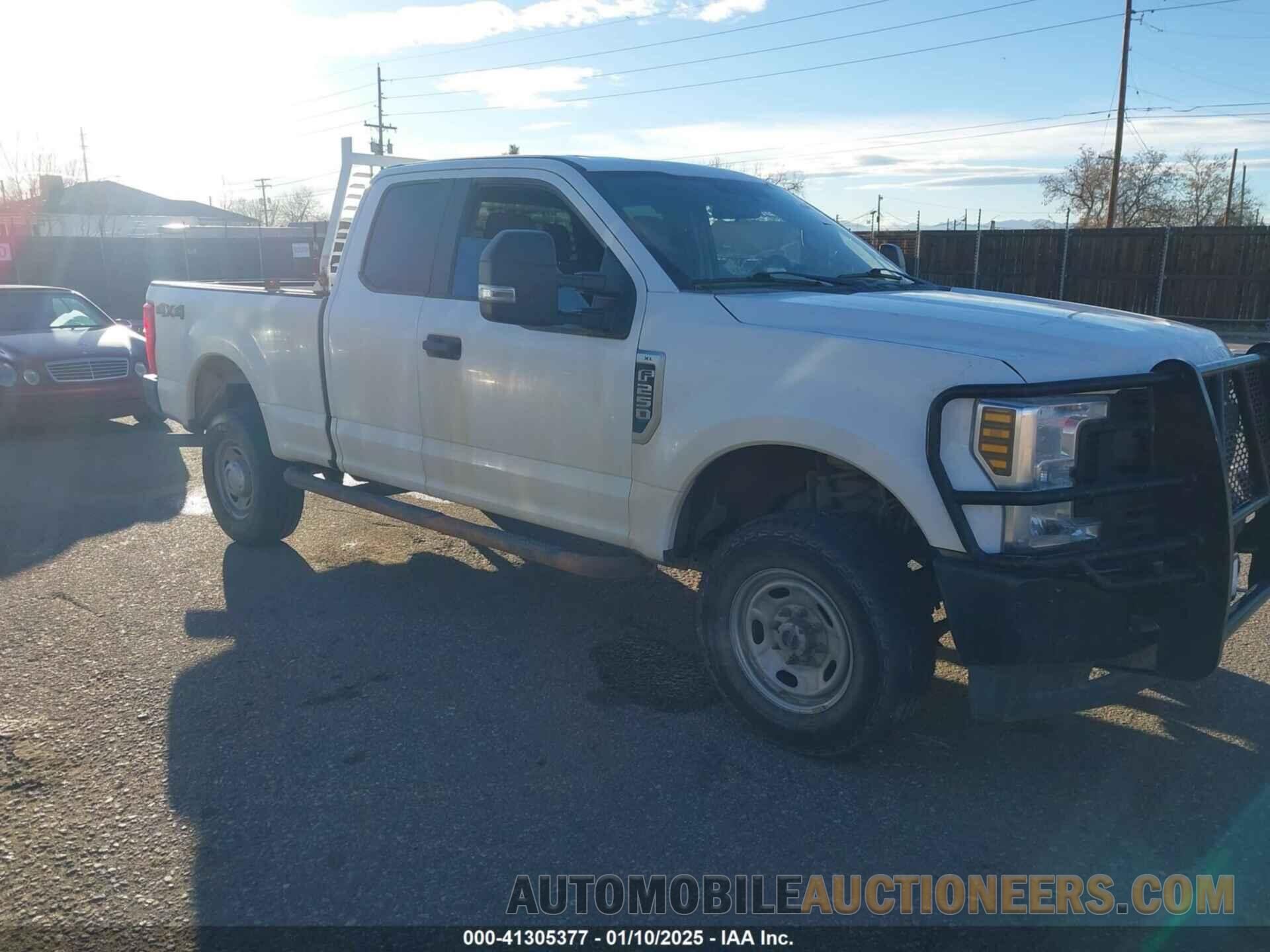 1FT7X2B67KEE68319 FORD F-250 2019