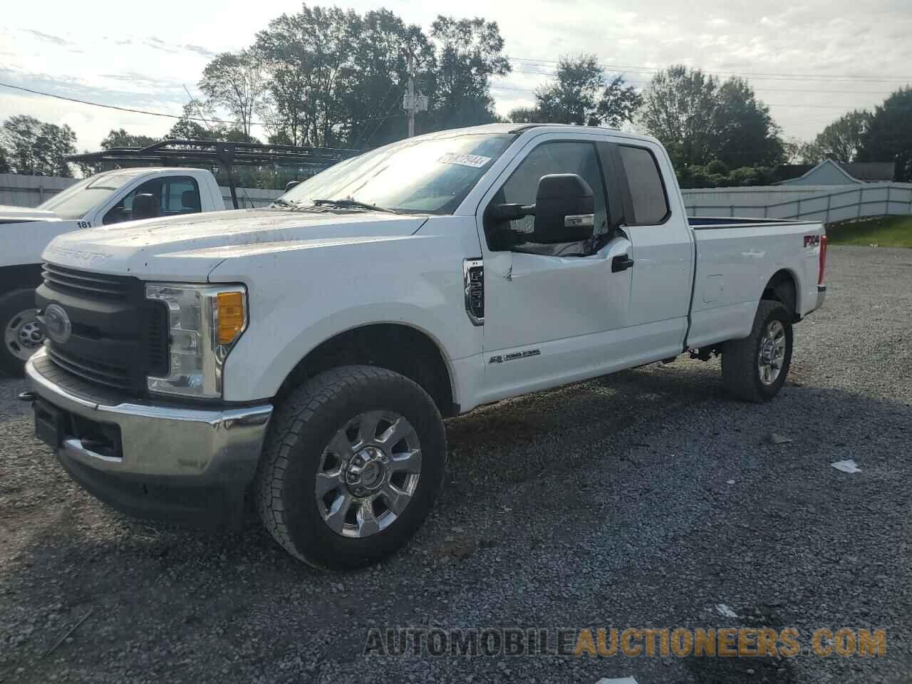 1FT7X2BT1HEC42520 FORD F250 2017