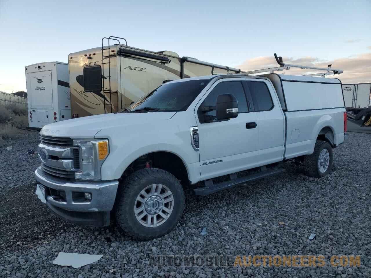 1FT7X2BT5HED18286 FORD F250 2017