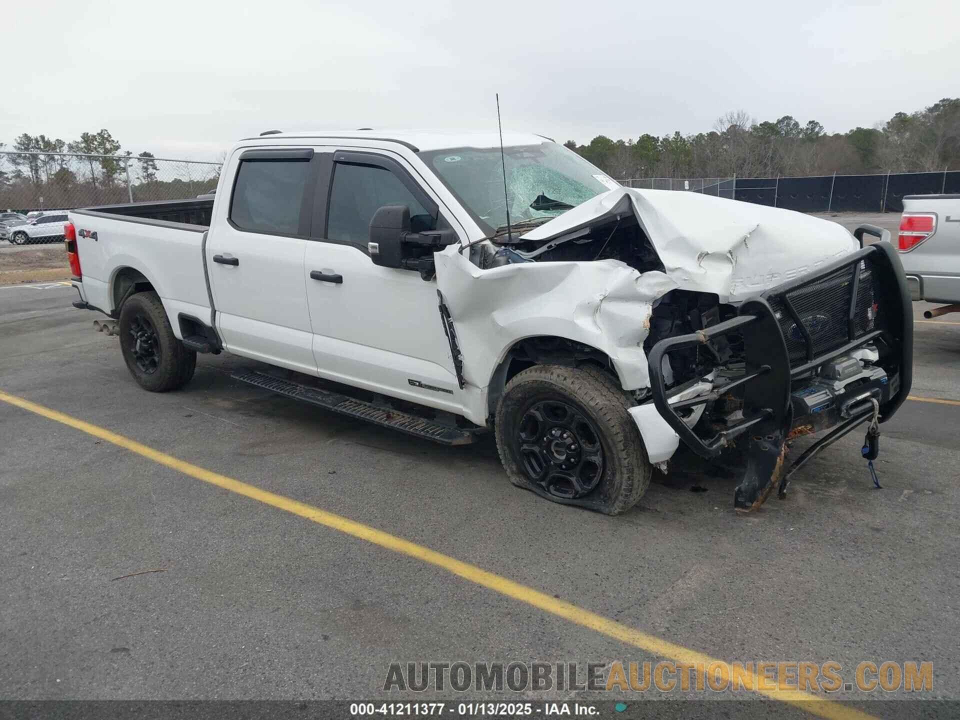 1FT8W2BT4PEC27256 FORD F-250 2023