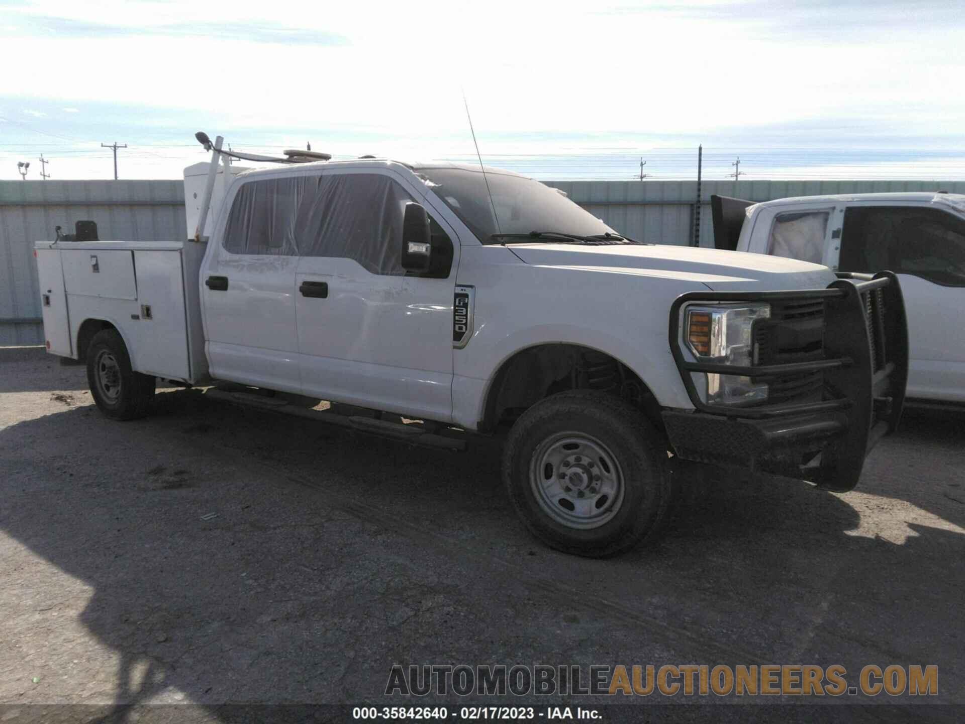 1FT8W3B60JEB22821 FORD SUPER DUTY F-350 SRW 2018