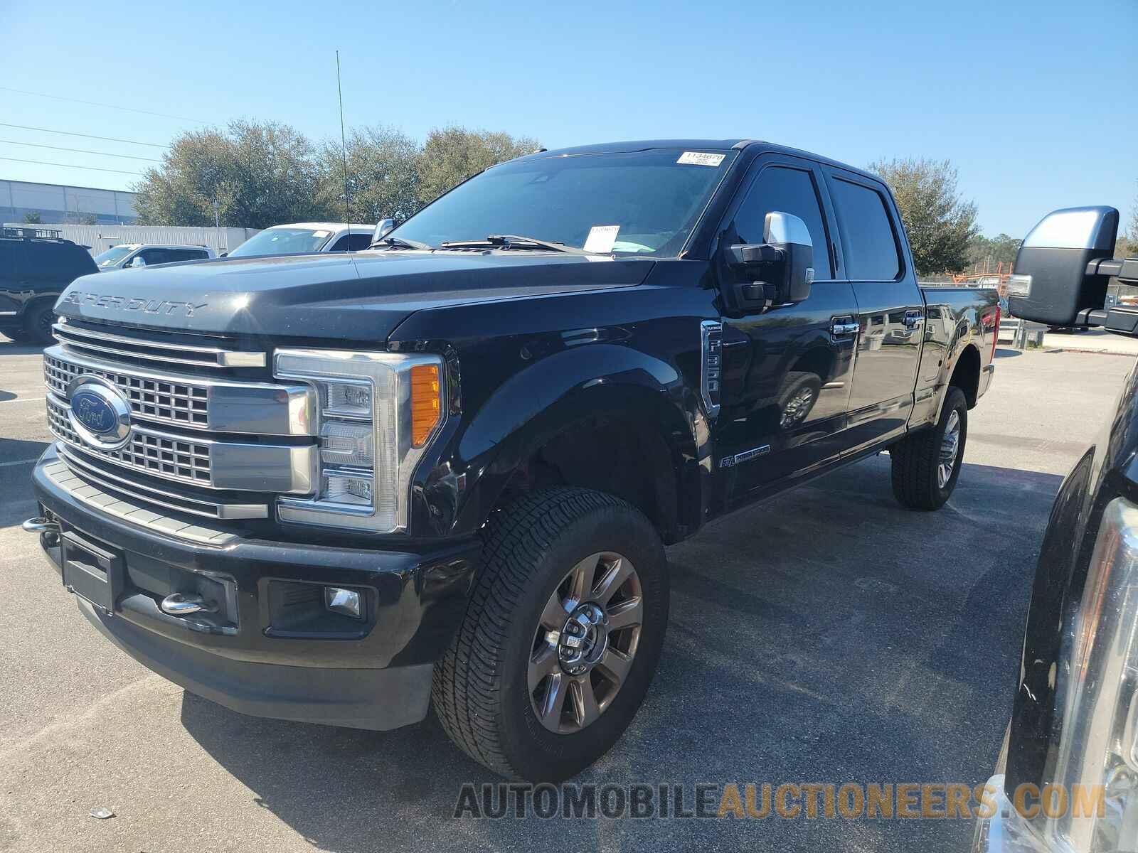 1FT8W3BT5HEE27084 Ford Super Duty 2017