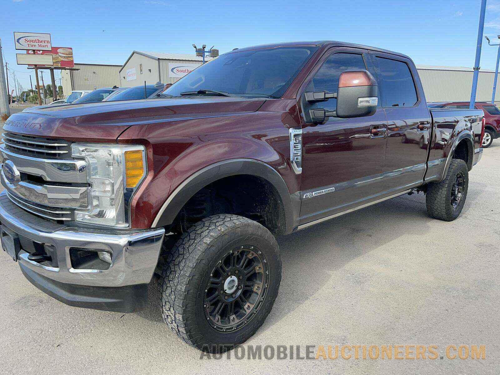 1FT8W3BT7HED67924 Ford Super Duty 2017