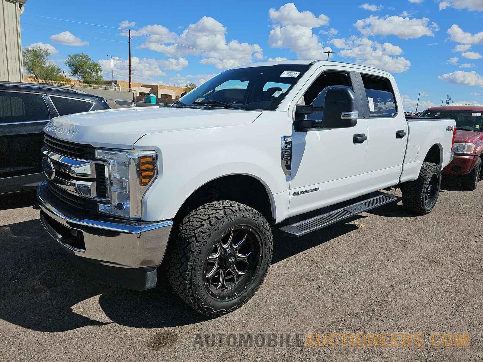 1FT8W3BT7KED54632 Ford Super Duty 2019